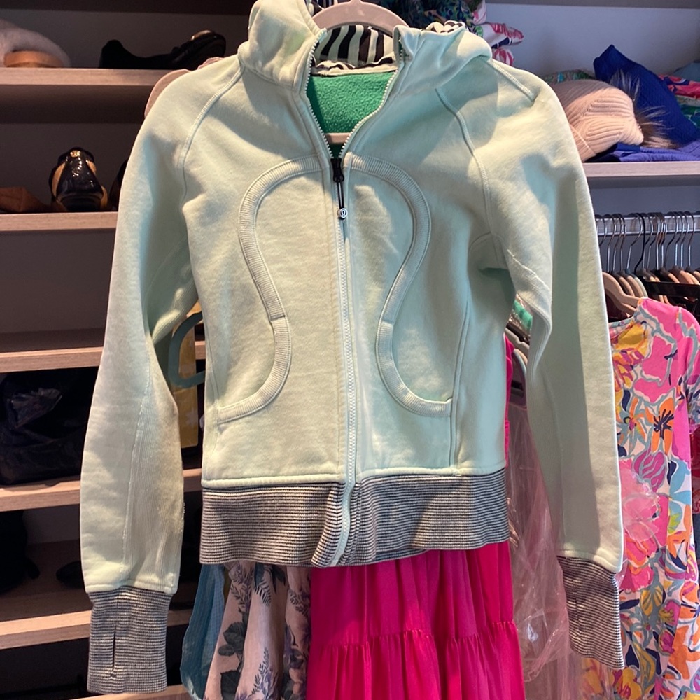 Lululemon zip up sweatshirt